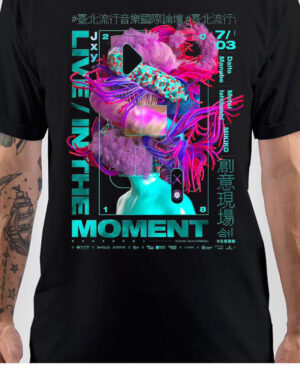 Live In The Moment Black T-Shirt